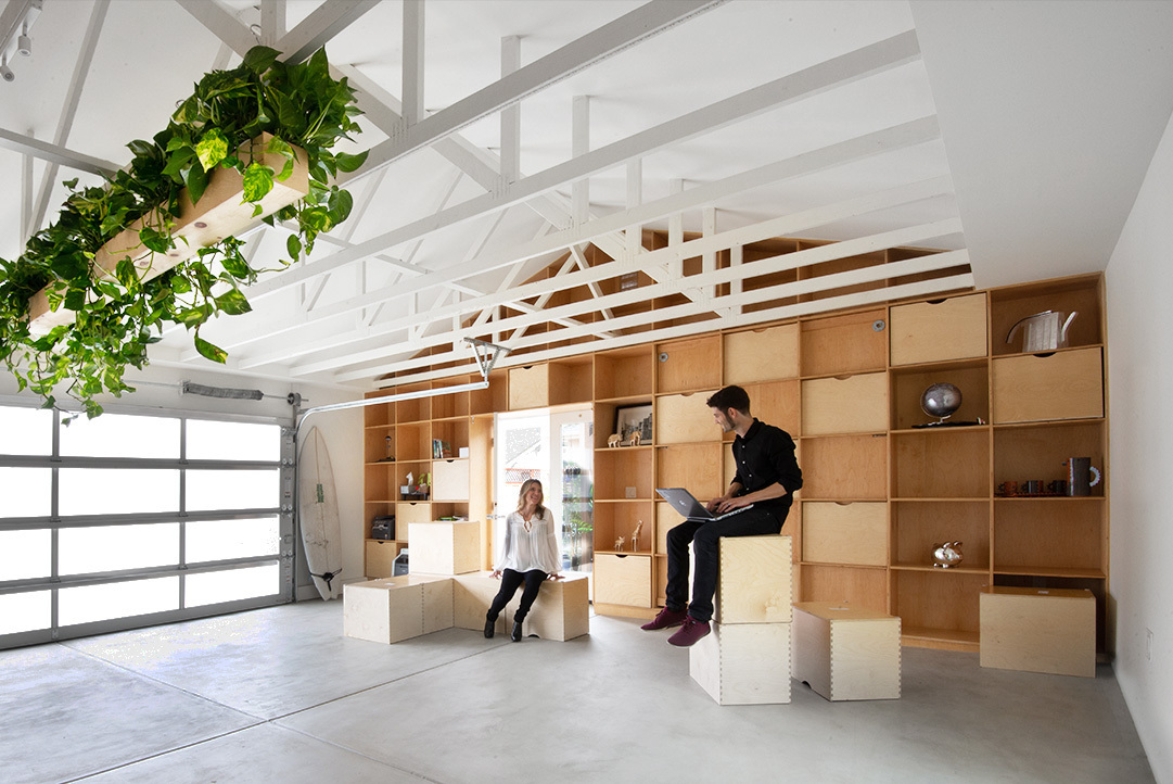 Explore 15 Houses That Get the Most Out of an Accessory Dwelling Unit (ADU) - 13703